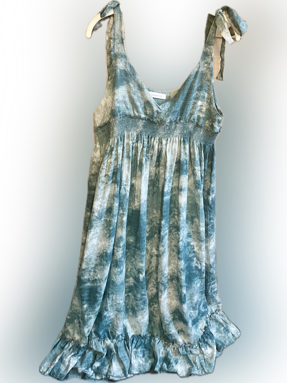 BUCKETLIST Soft Green and Cream Tie-Dye Maxi Dress